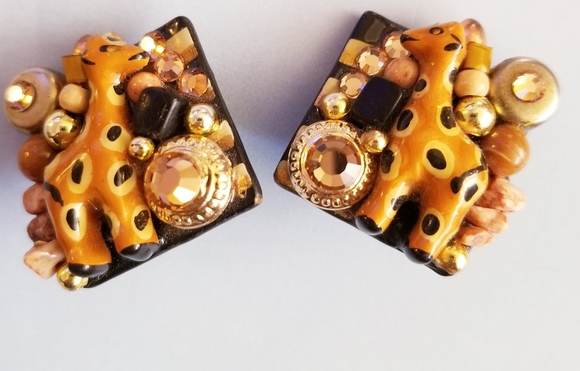 New..Vintage Tikal Trading crystal giraffe clips earrings - Picture 2 of 11